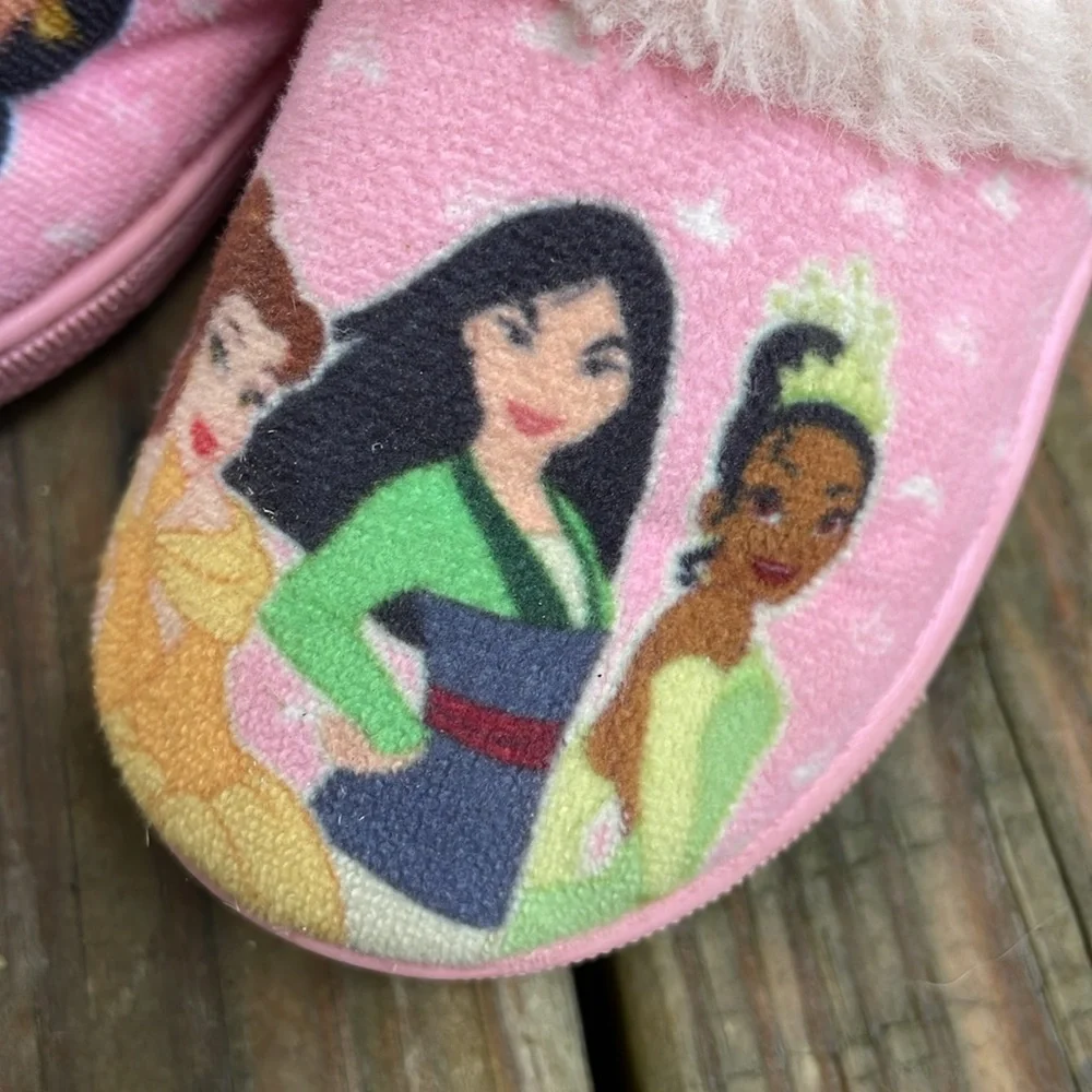 Disney Princess Pink Slippers Size 5/6